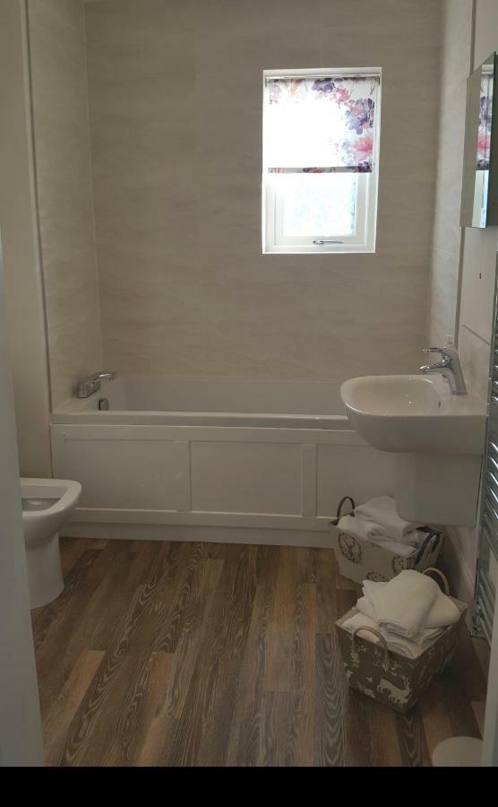 Olavat Cottage Detached Property With Parking Inverness Bagian luar foto