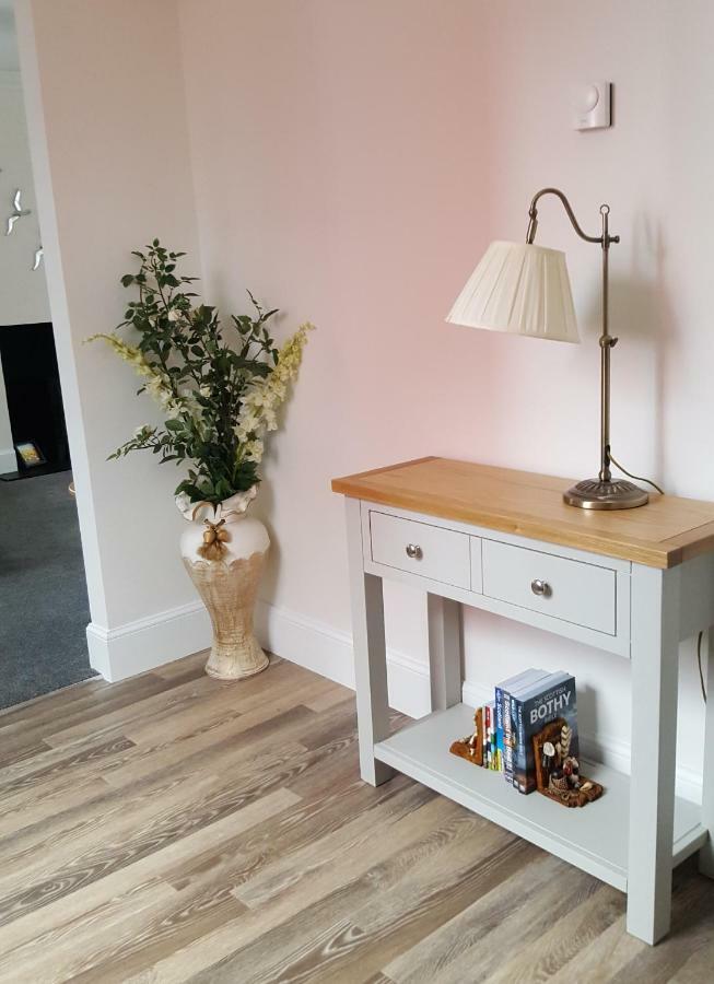 Olavat Cottage Detached Property With Parking Inverness Bagian luar foto